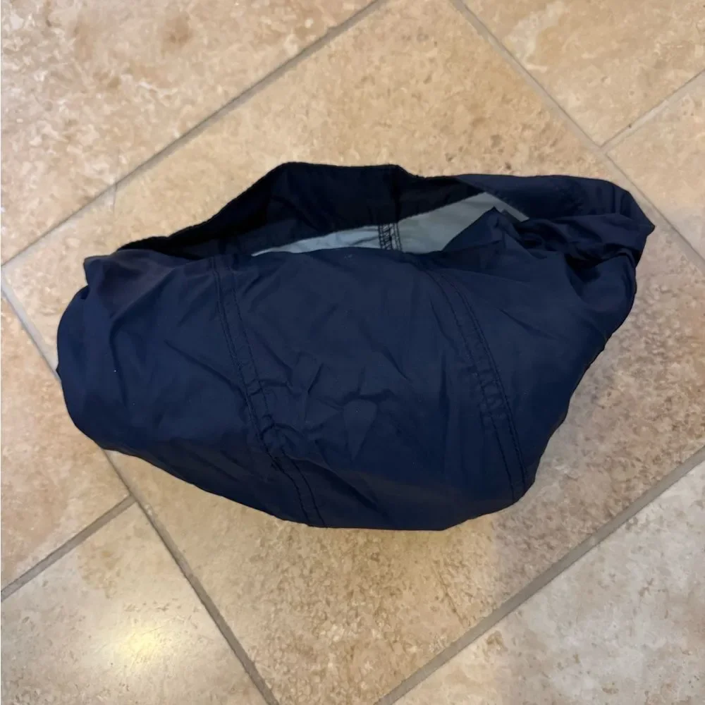 Columbia Boys Large 14-16 Performance Rain Jacket in Blue and Black